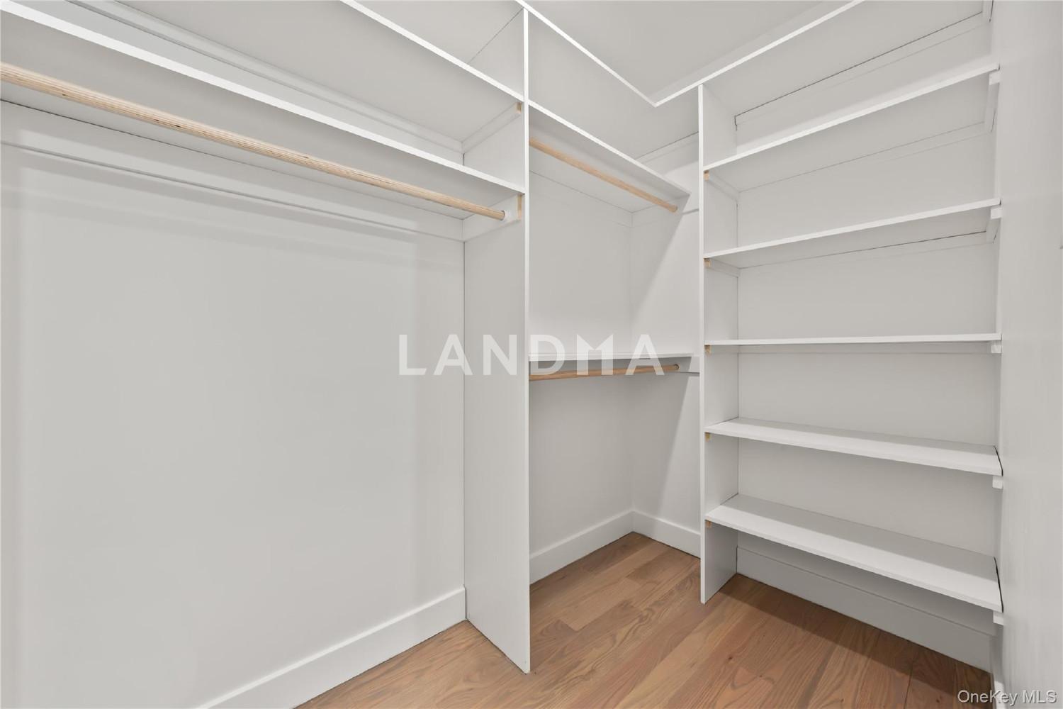 80 Memorial Park  Unit 202 官网图片 31