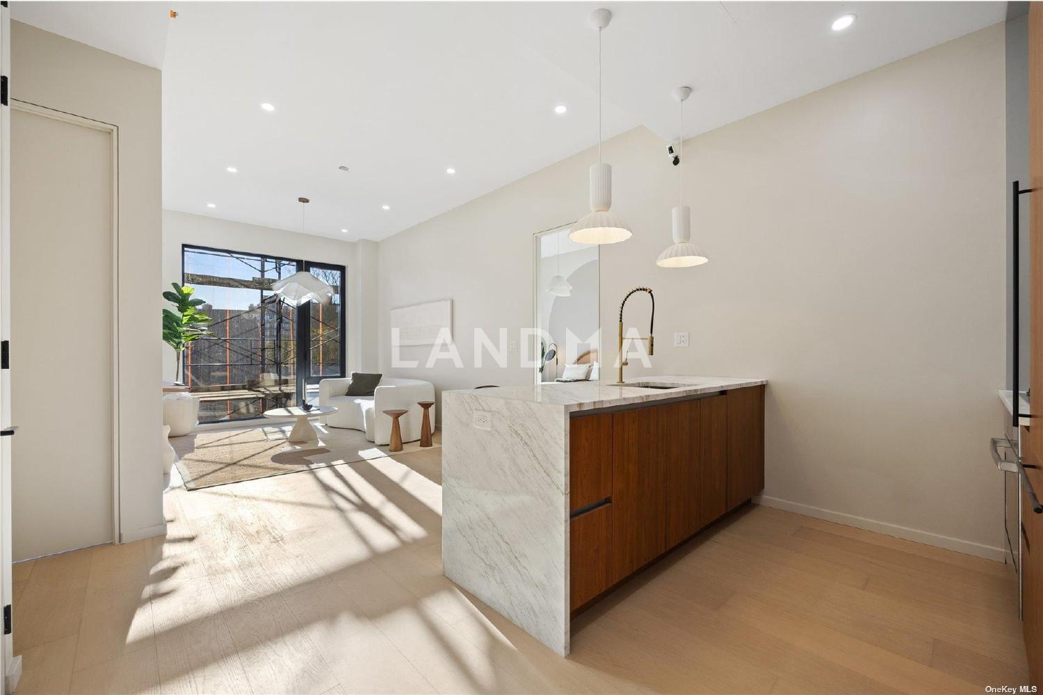 31-16 21st Street  Unit 2J 官网图片 2