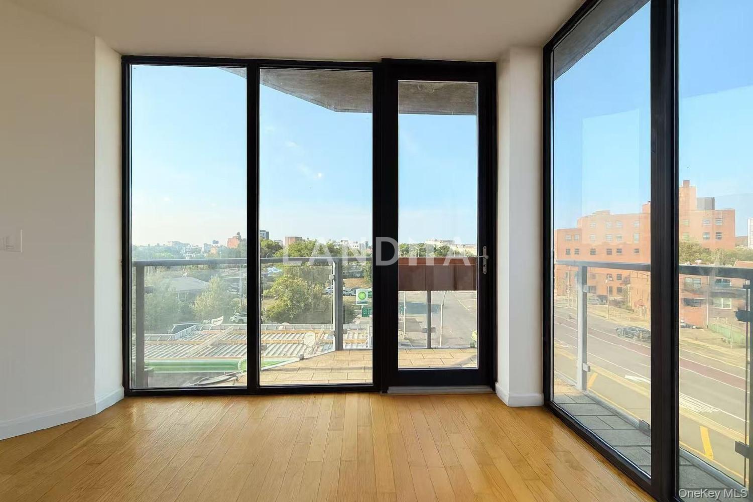 6070 Woodhaven Boulevard  Unit 4E 官网图片 5