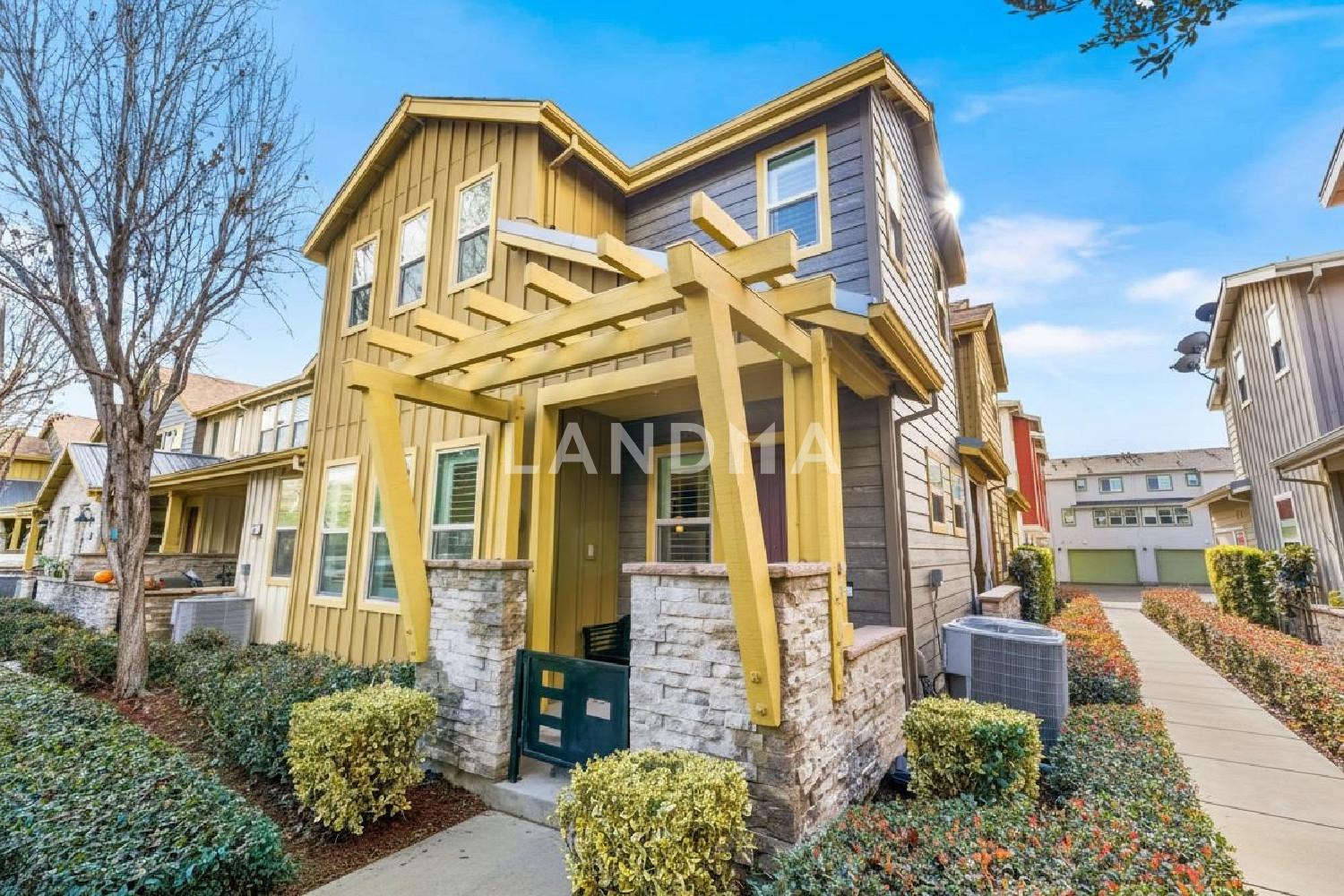 253 Fennel Way