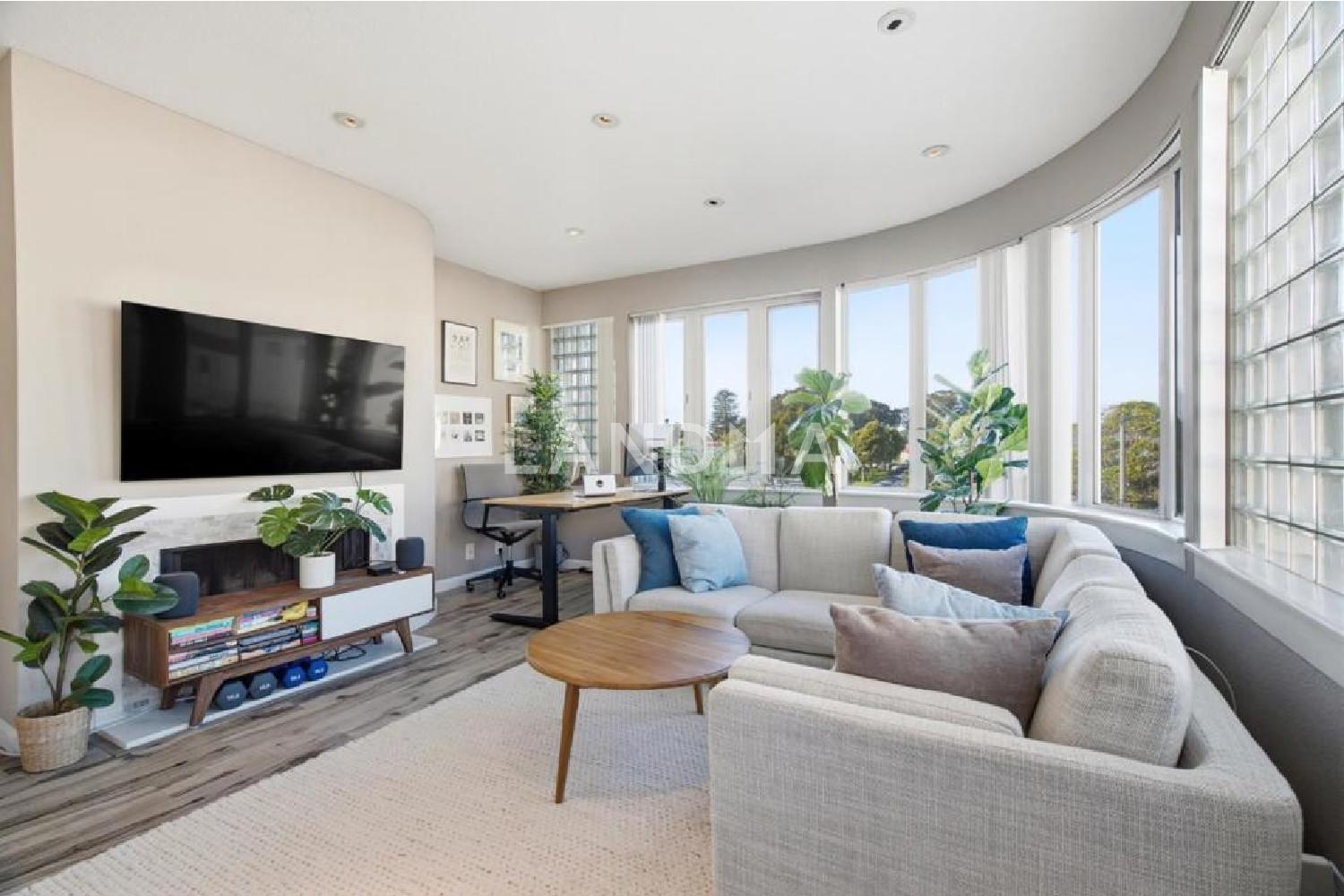 1111 Bay Street #307 官网图片 12