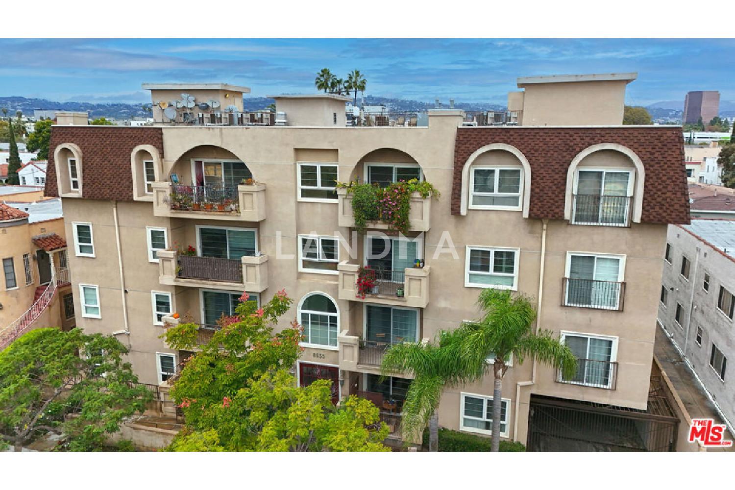 8555 Cashio Street #PH4 官网图片 41
