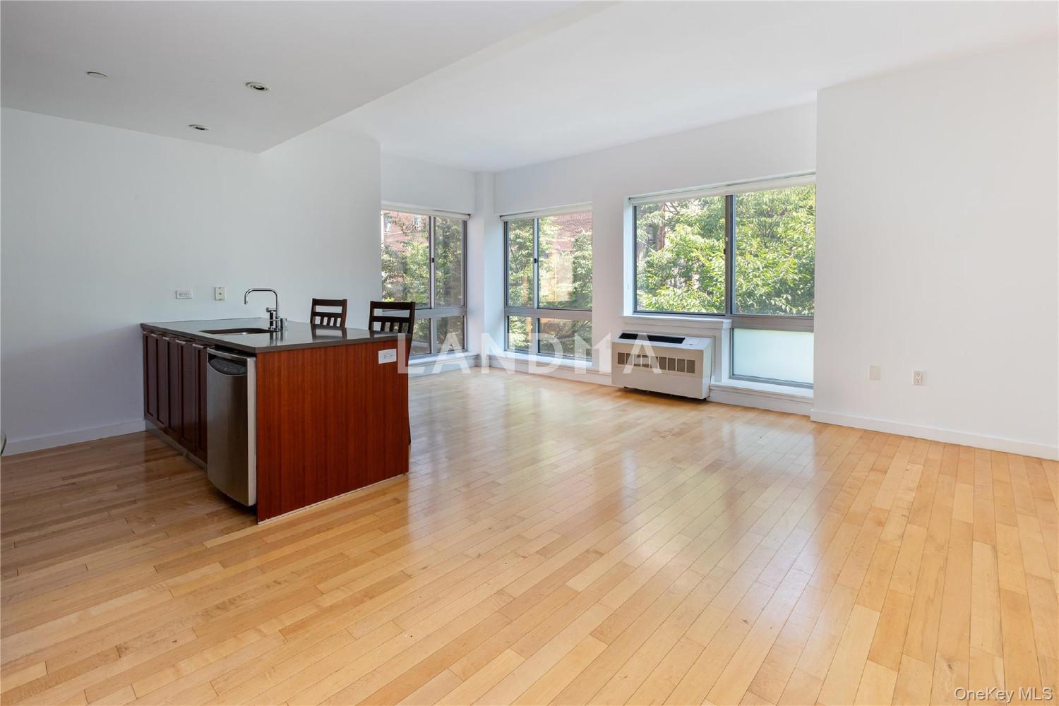 3585 Greystone Avenue  Unit 3D 官网图片 3