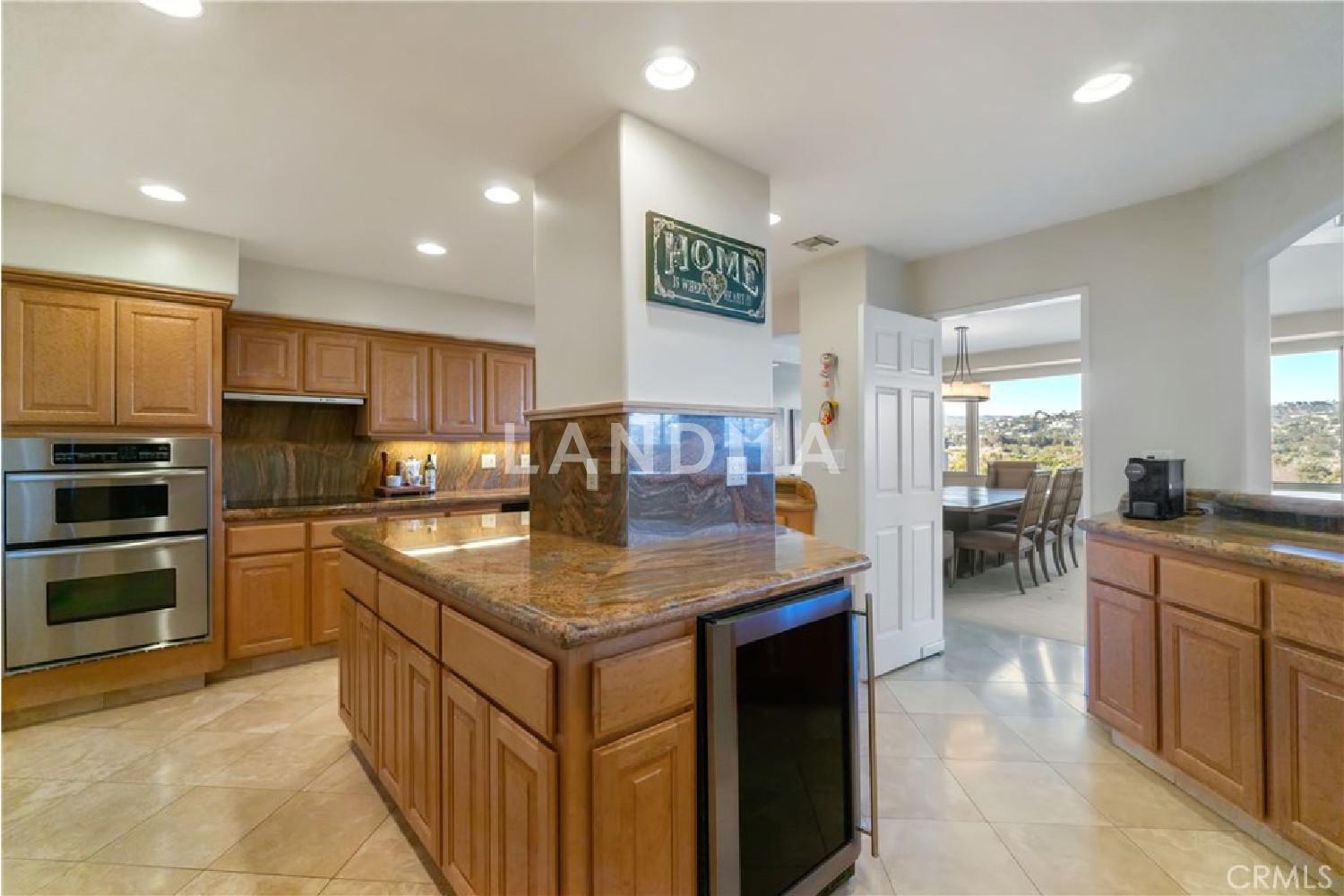 875 Comstock Avenue #16A 官网图片 14