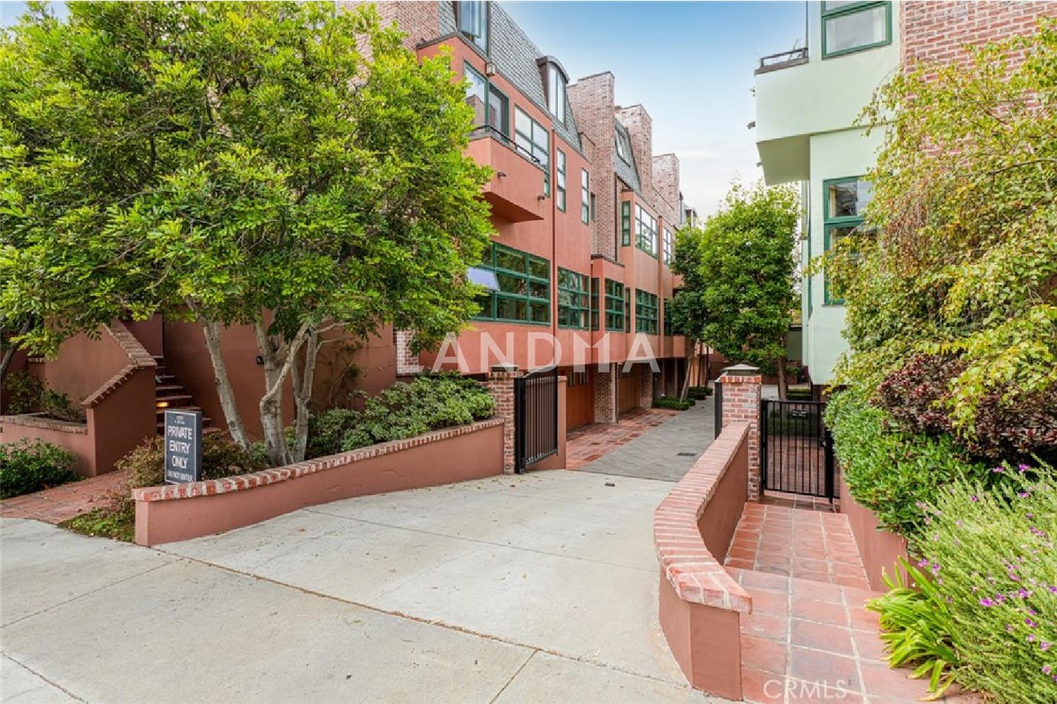 2323 S Beverly Glen Boulevard #9