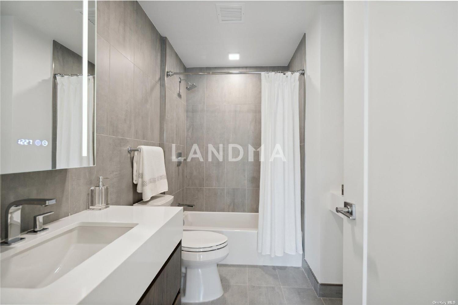 218 Middle Neck Road  Unit 203 官网图片 23