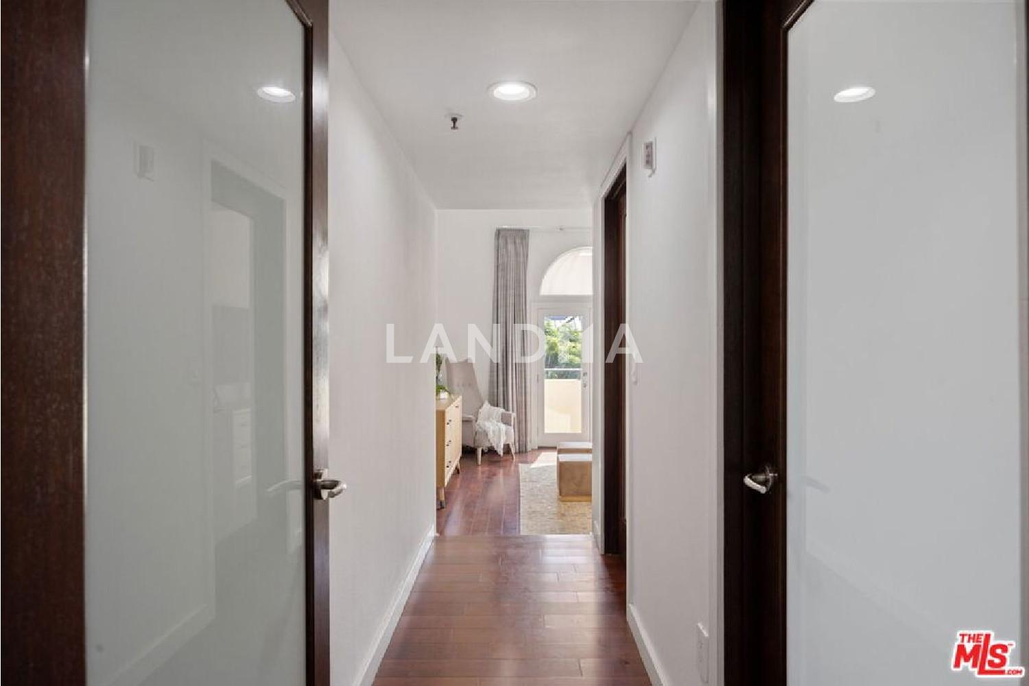 12011 Goshen Avenue #301 官网图片 15