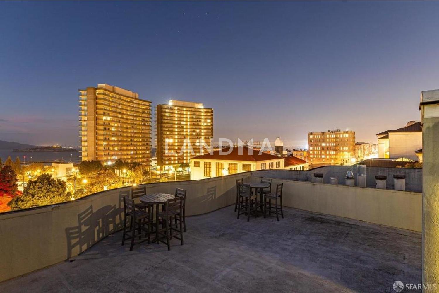 1111 Bay Street #307 官网图片 46