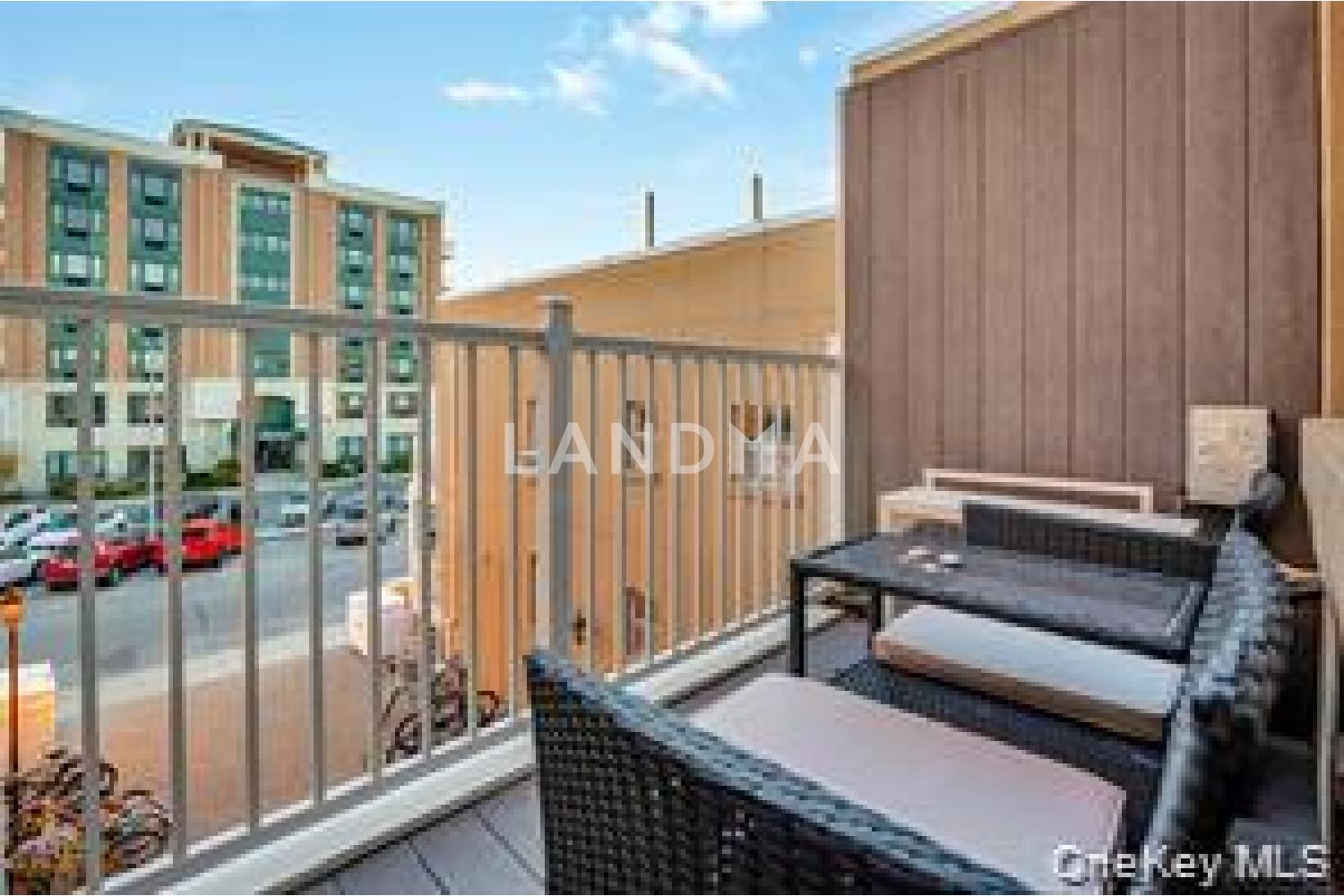 251 W Broadway  Unit 306 官网图片 11
