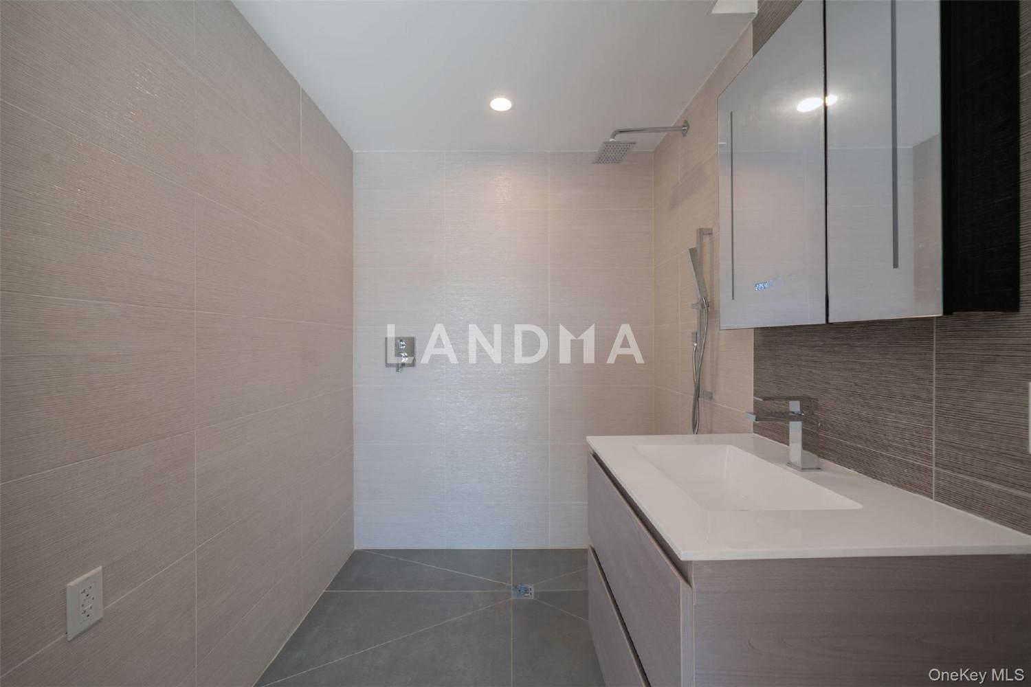 144-49 Northern Blvd  Unit 218 官网图片 14