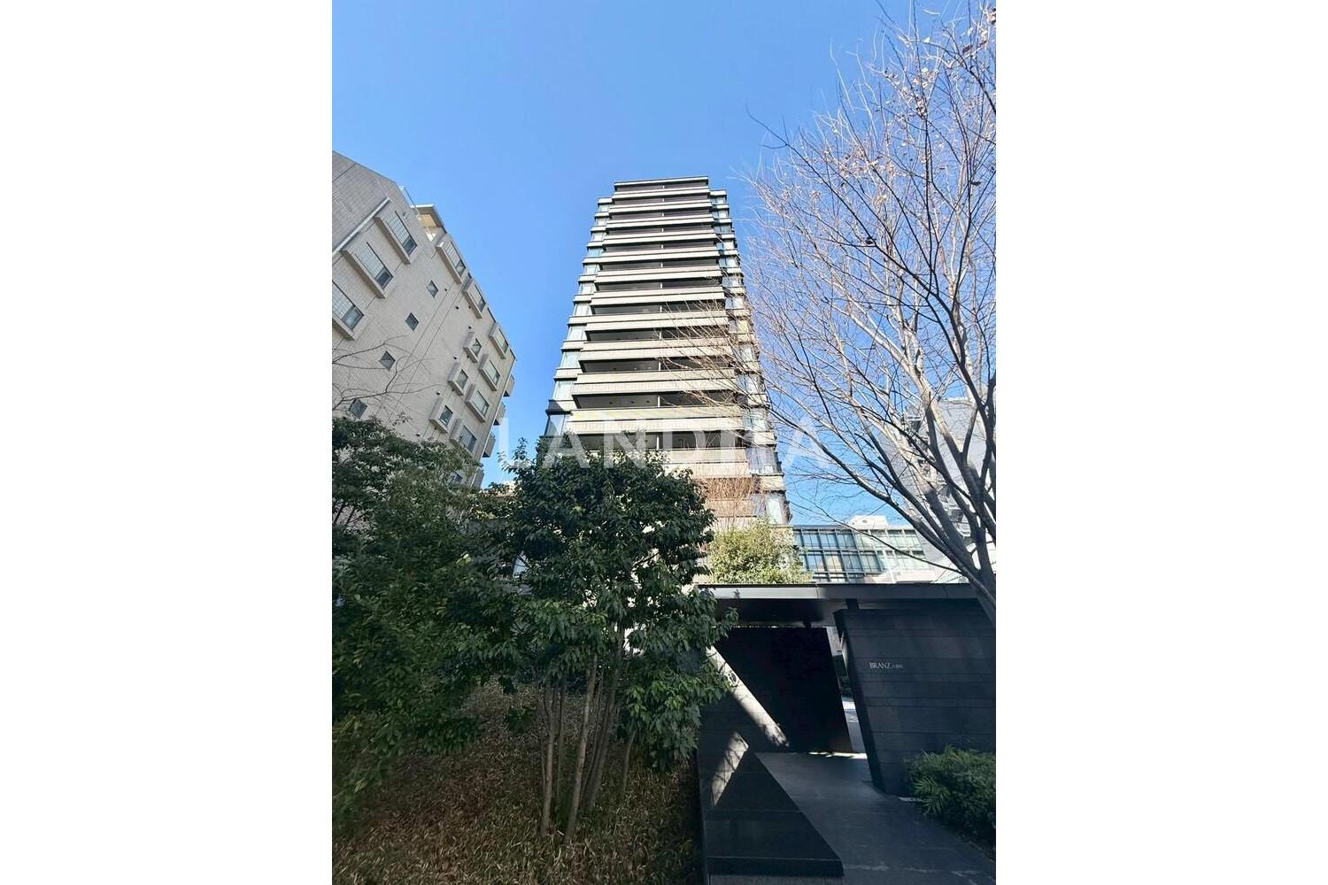 ブランズ六番町