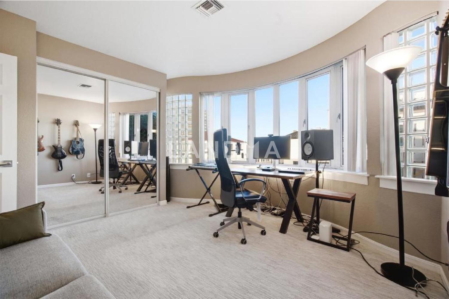 1111 Bay Street #307 官网图片 37