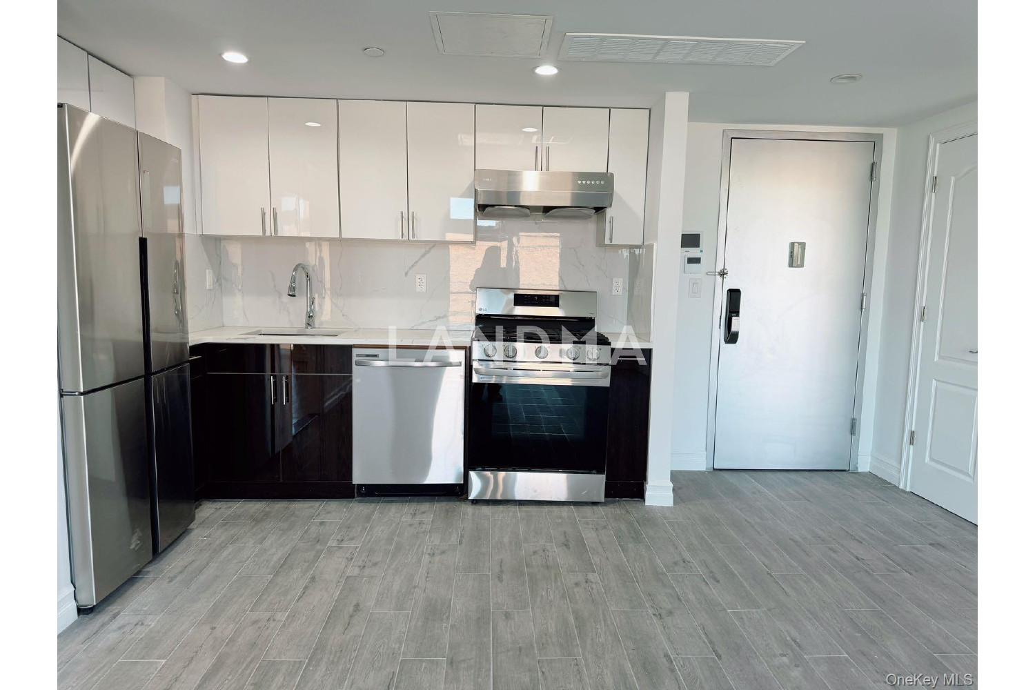 65-18 Austin St  Unit 7B