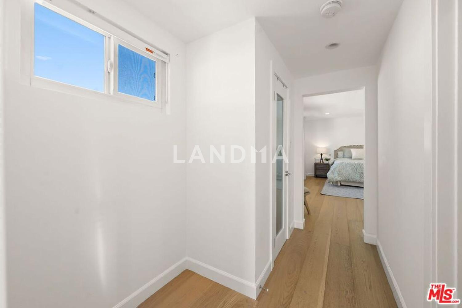 1525 N Hayworth Avenue #302 官网图片 26