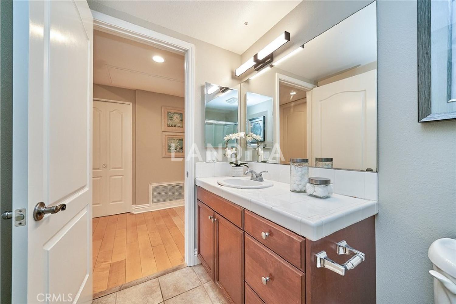 681 S Norton Avenue #107 官网图片 28