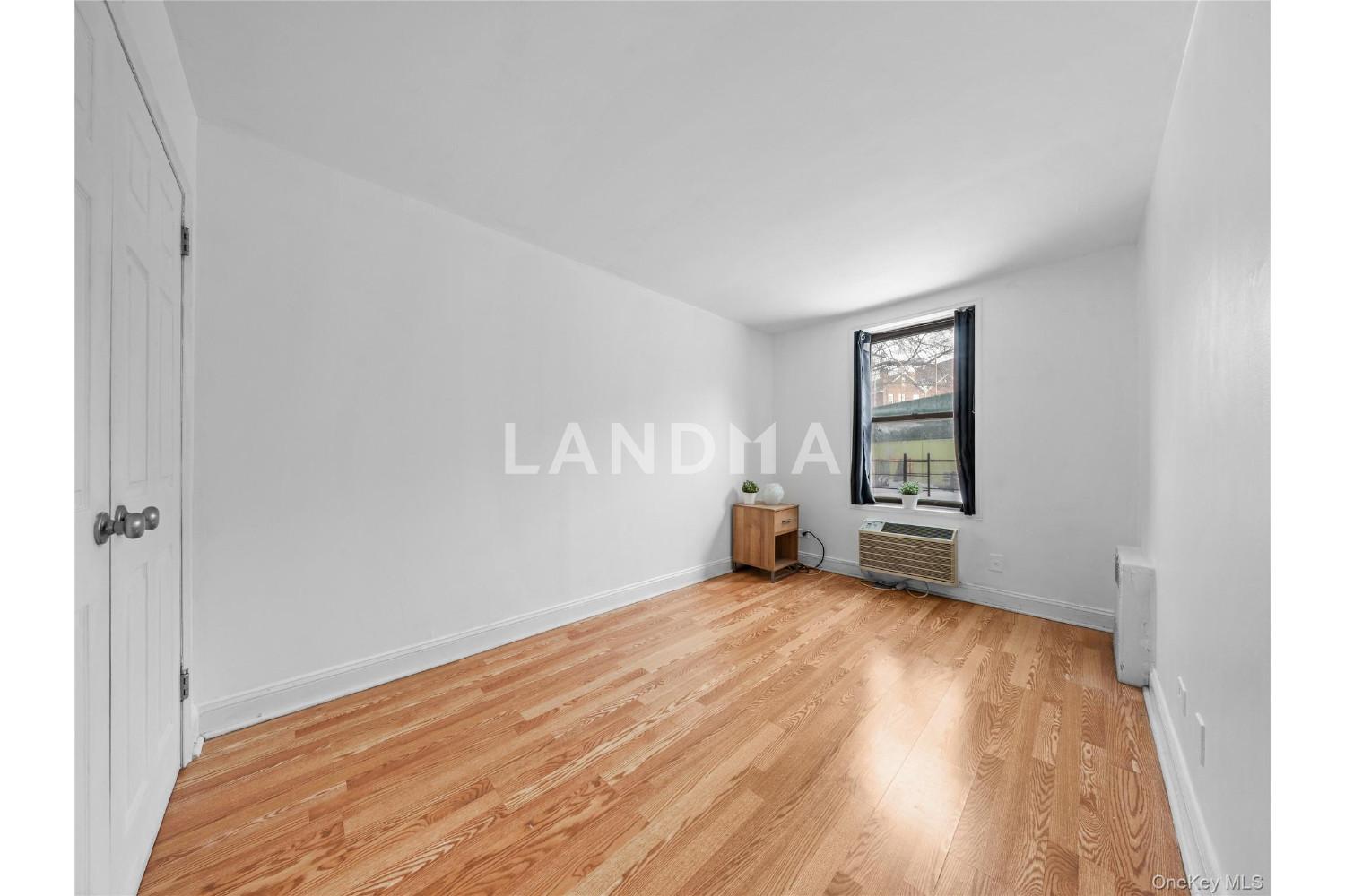 35-20 Leverich St  Unit 209 官网图片 15