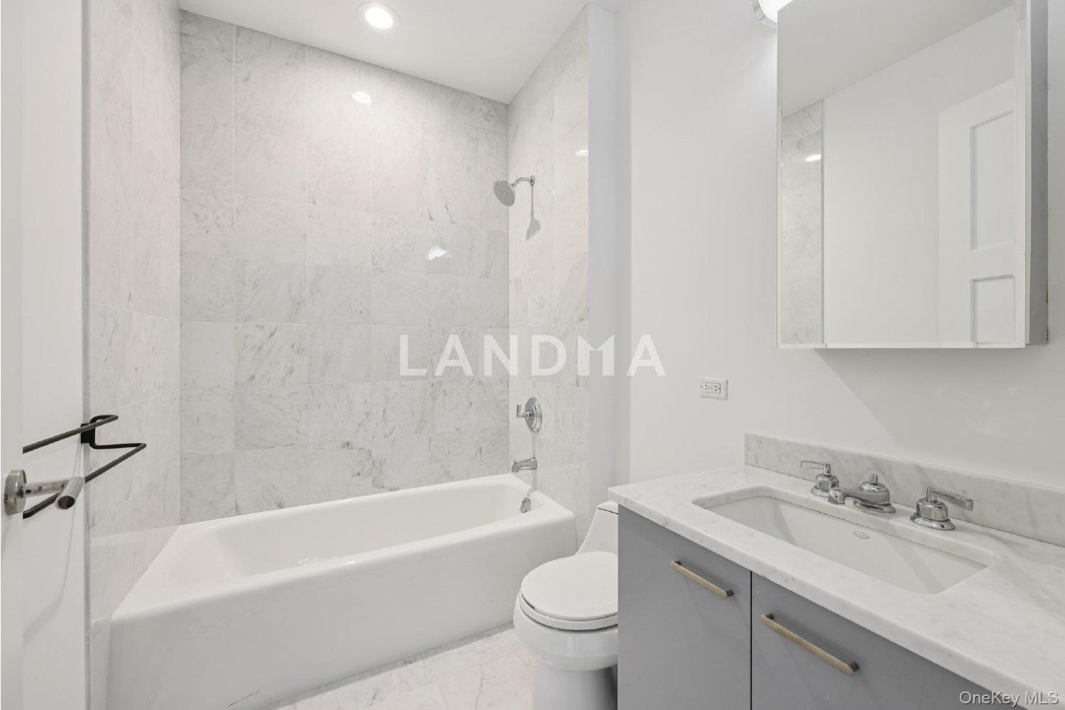 1 Renaissance Square  Unit PH40C 官网图片 18