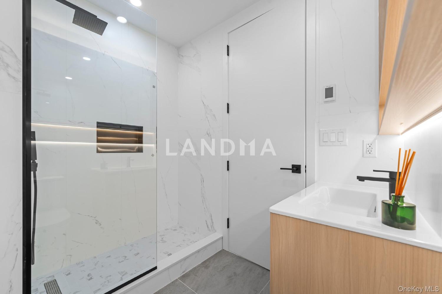 366 Harman Street  Unit 2R 官网图片 25