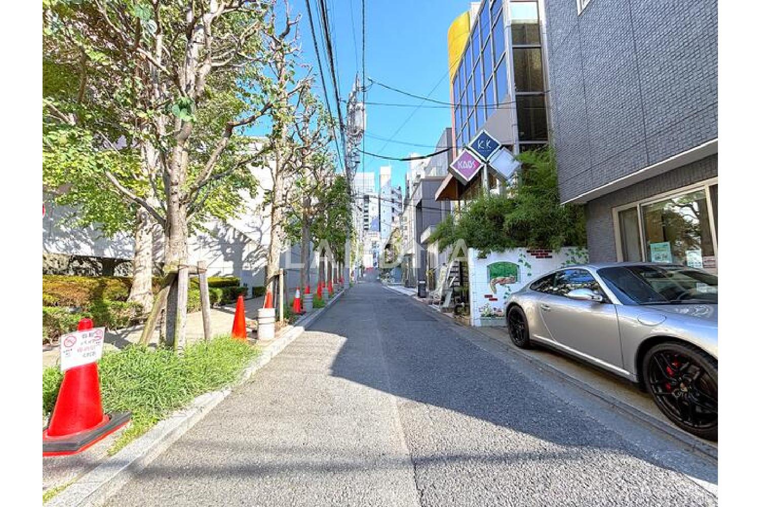 東京都港区北青山三丁目7番1号 一棟売りマンション 121.98㎡ 官网图片 2