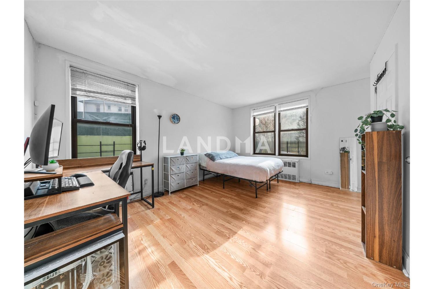 35-20 Leverich Street  Unit 209 官网图片 12