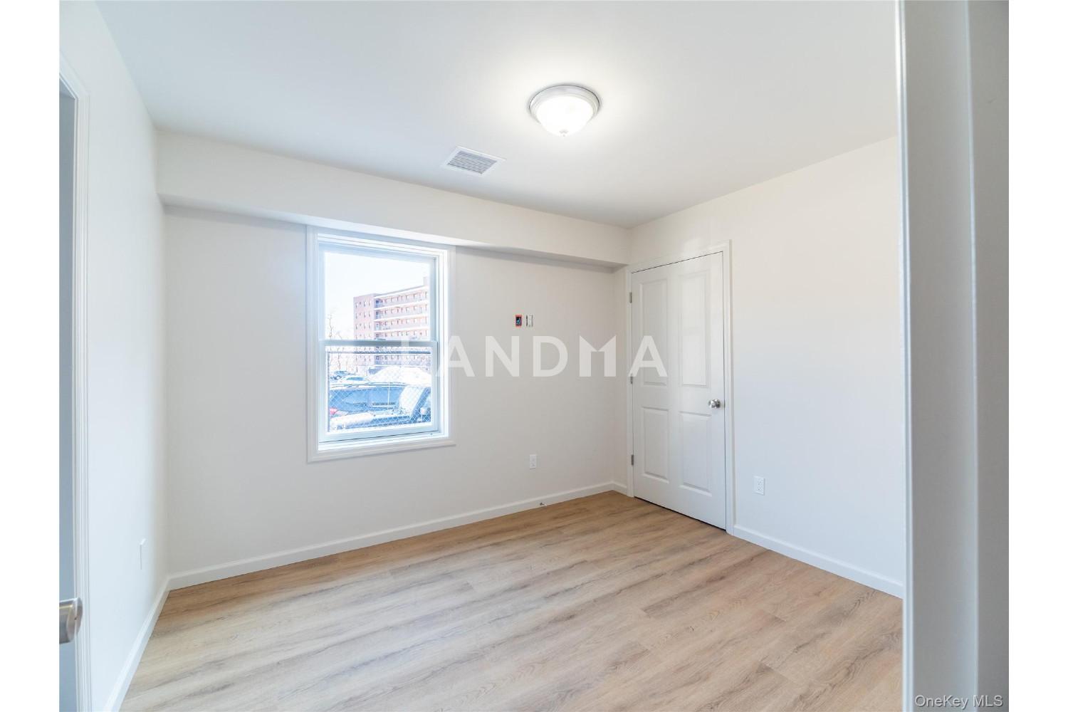 306 South Regent Street  Unit A 官网图片 16