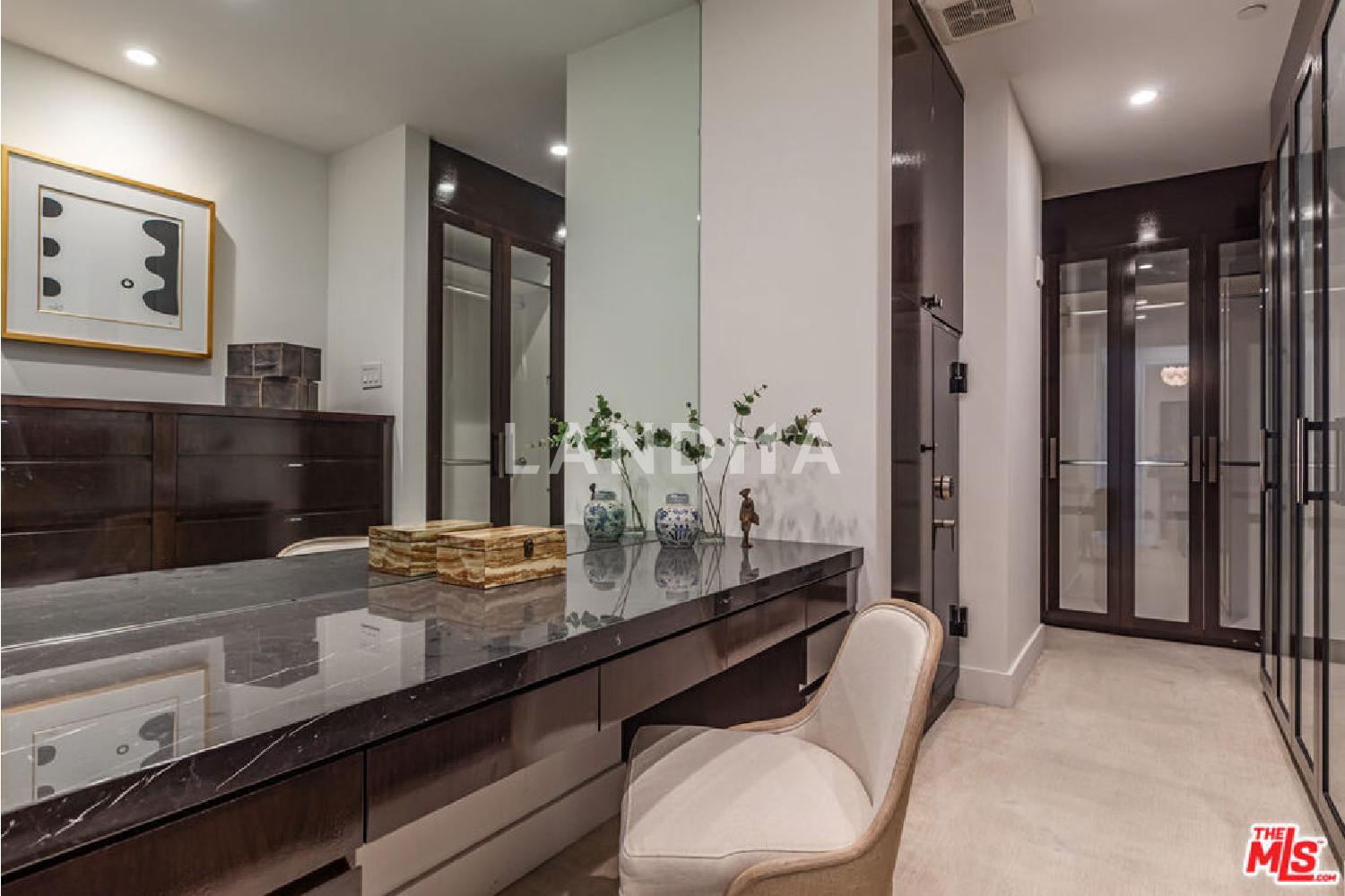10727 Wilshire Boulevard #1702 官网图片 17