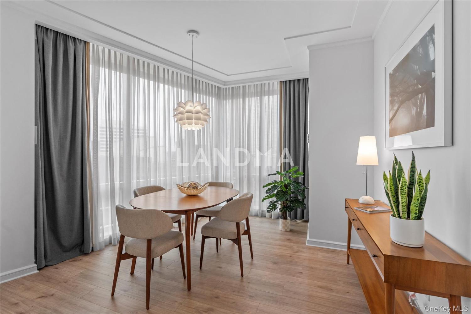 1 Renaissance Square  Unit 10H 官网图片 2