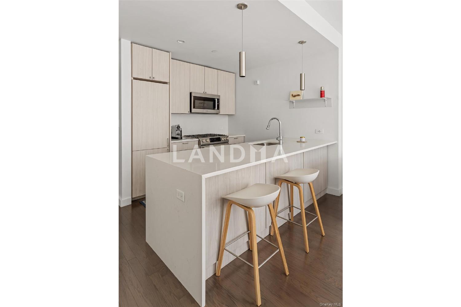 3432 35th Street  Unit 2D