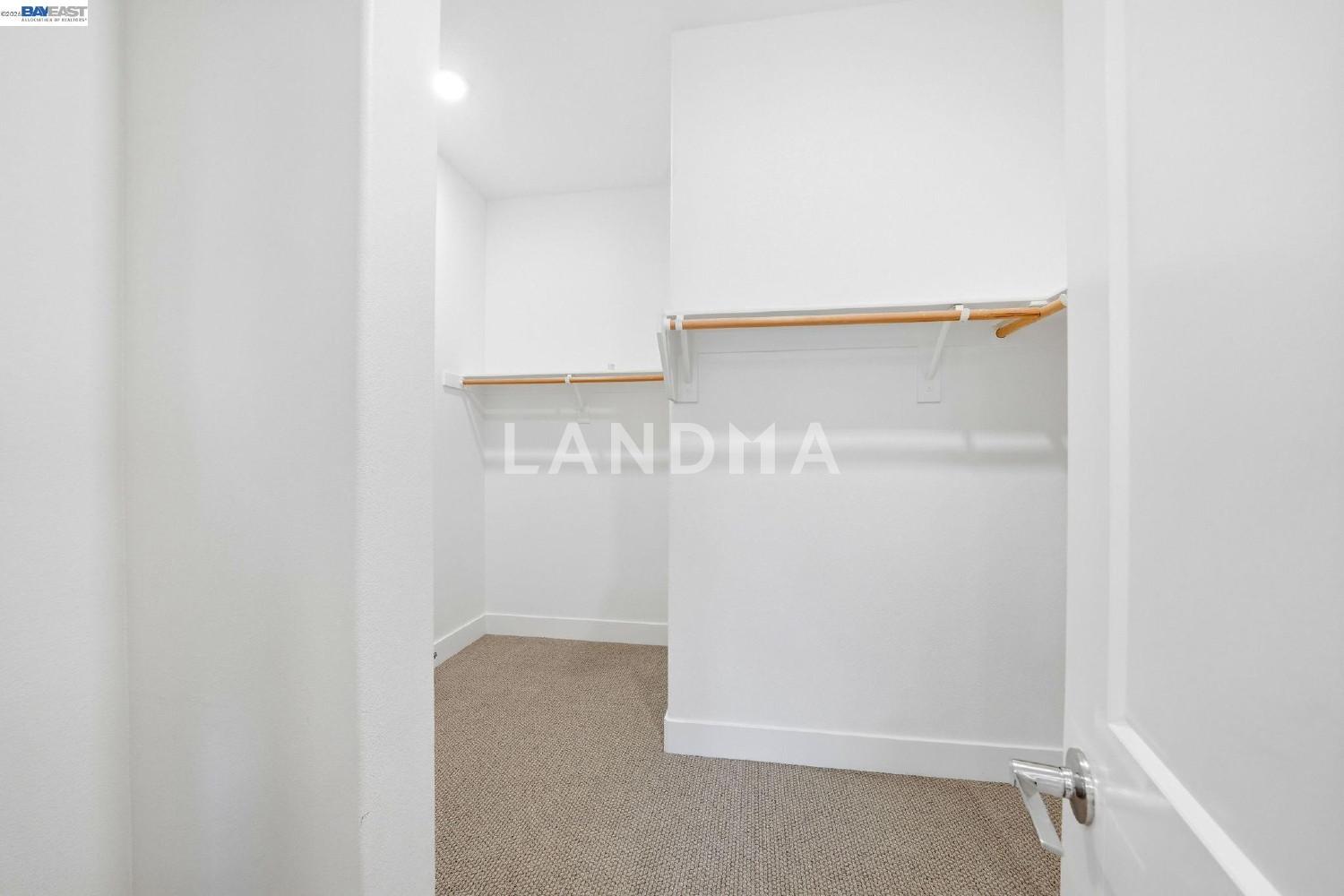 45188 Tom Blalock St #301 官网图片 21
