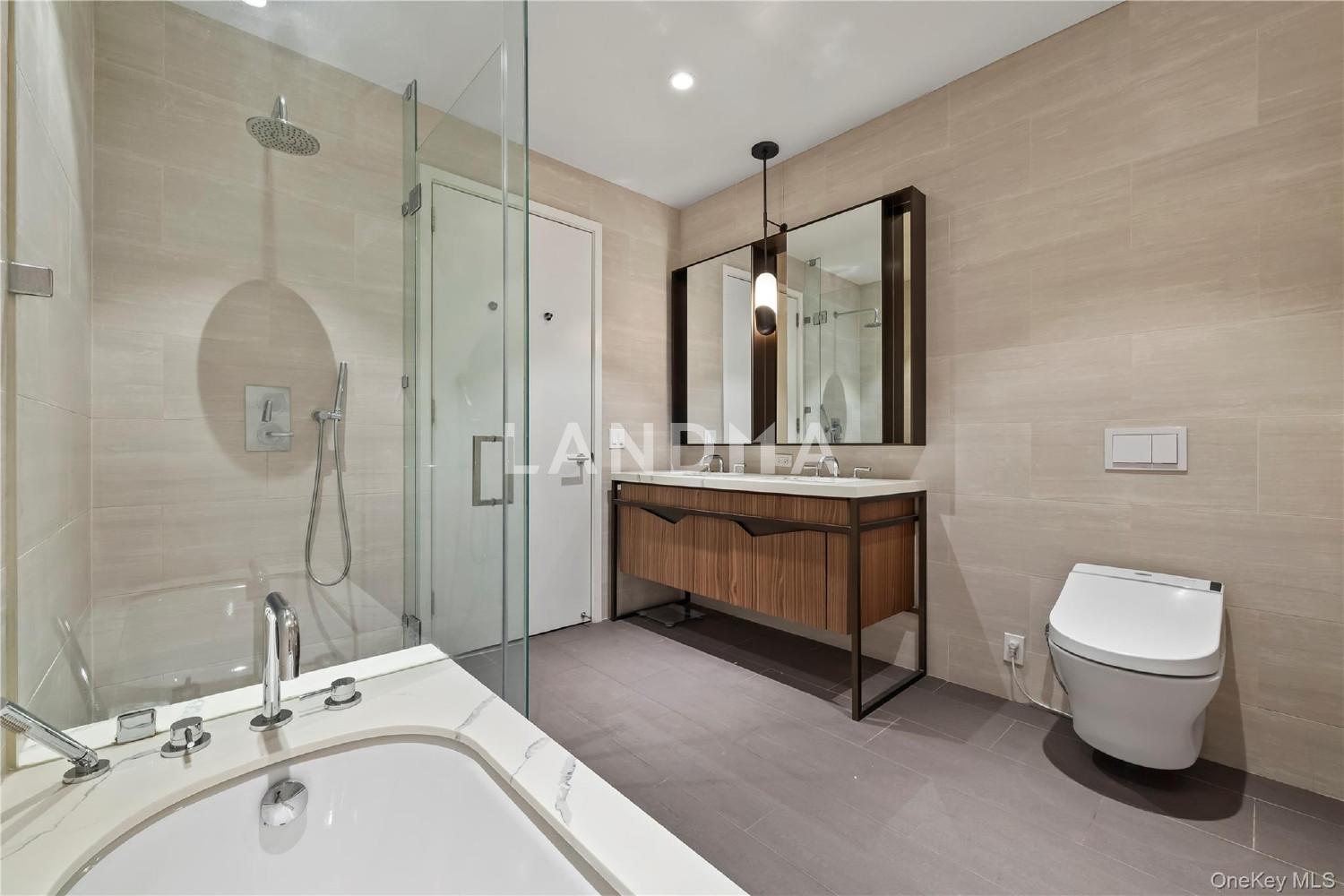 13327 39th Avenue  Unit 3H 官网图片 9