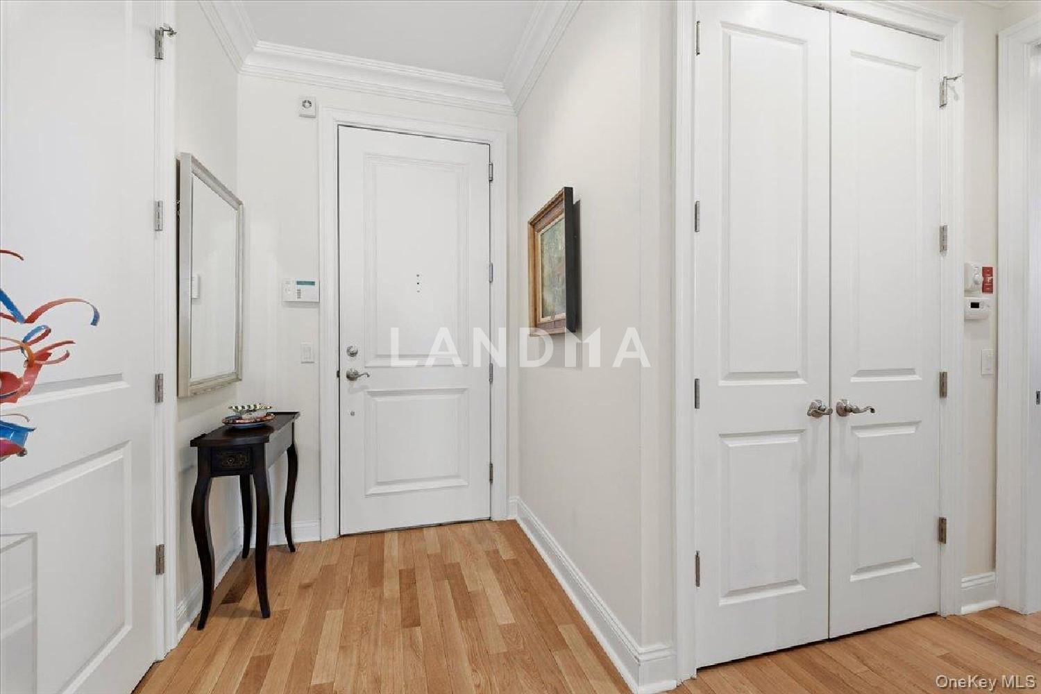 1 Christie Place  Unit 207 E 官网图片 2