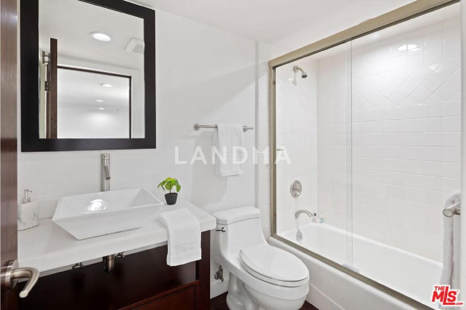 12011 Goshen Avenue #301 官网图片 28