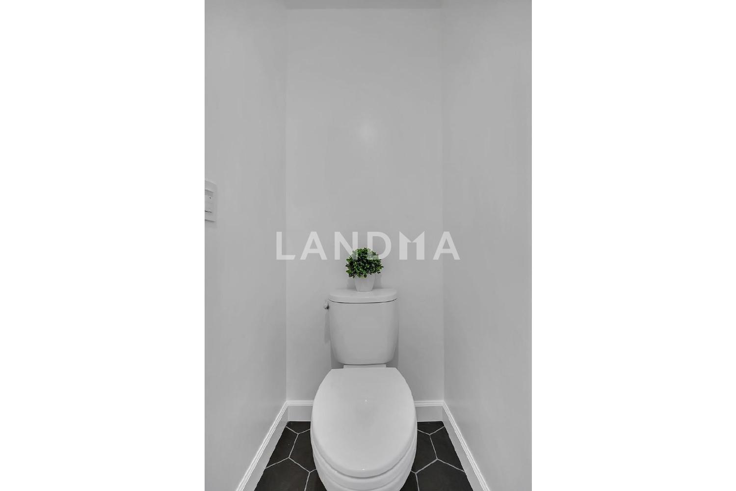 889 McLellan Drive #210 官网图片 43