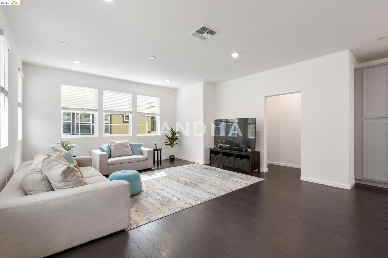 16306 RIDGEHAVEN DR #UNIT 104 官网图片 9