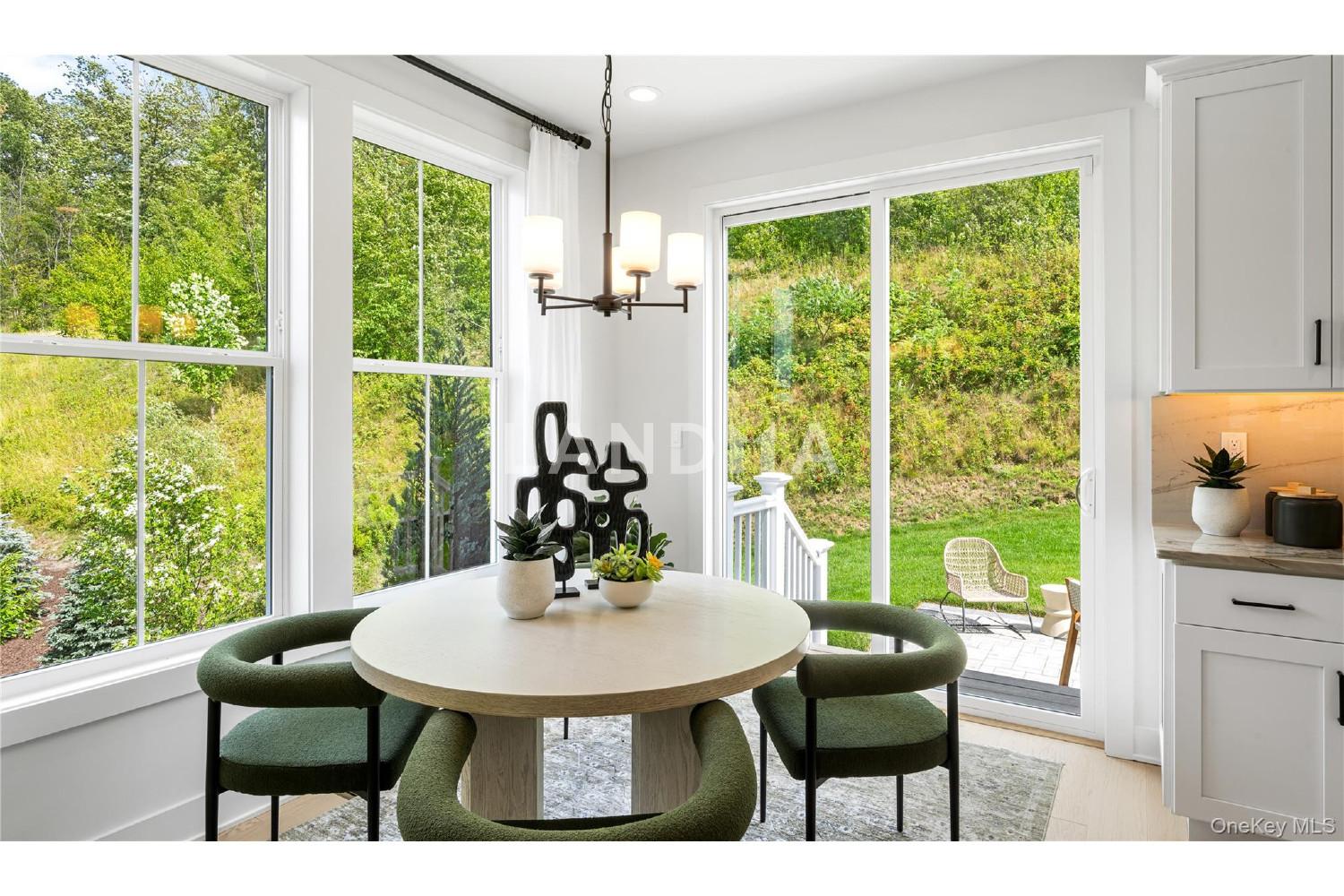 3505 Bennington Drive  Unit 74 官网图片 4