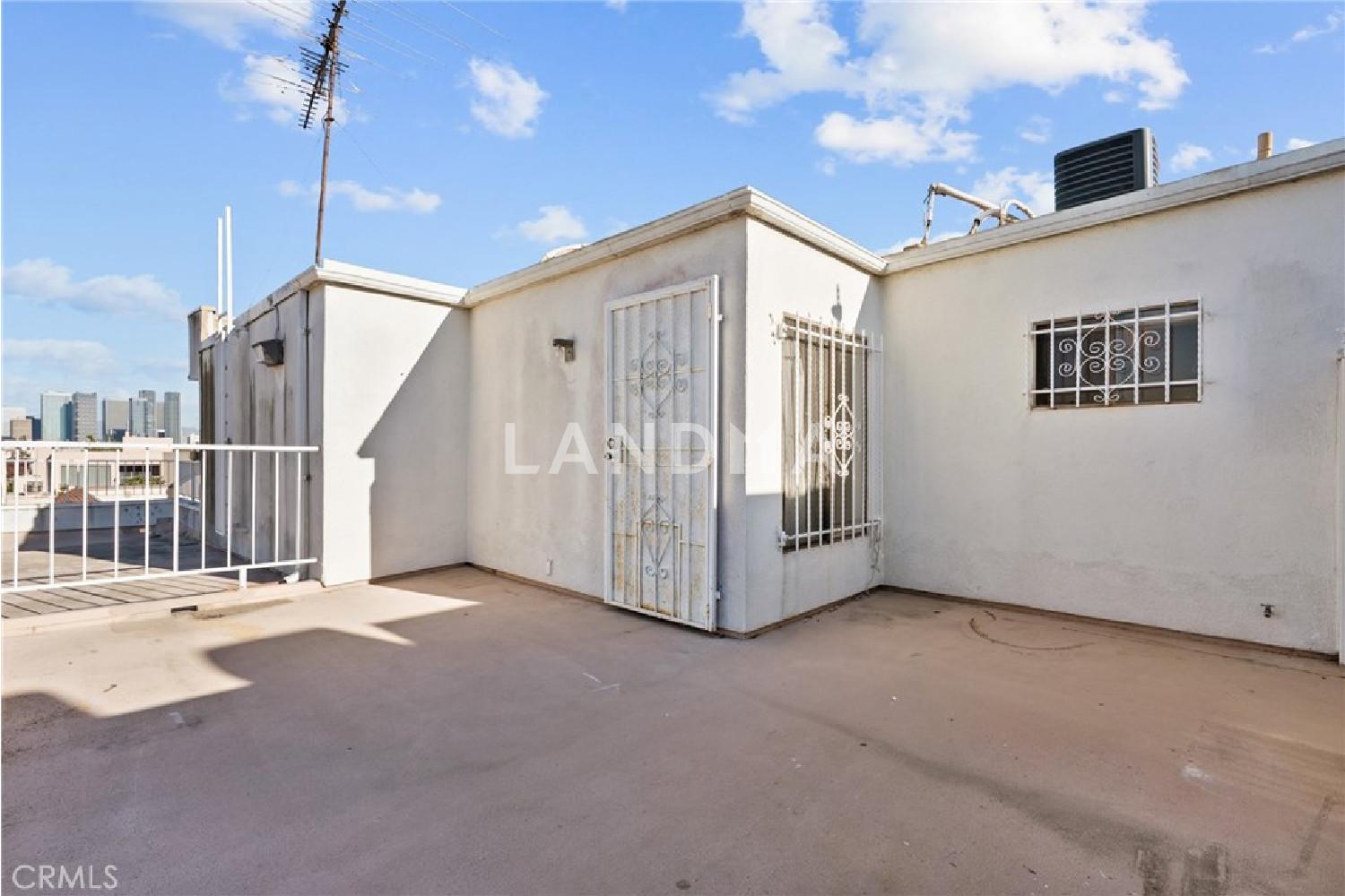 1880 Veteran Avenue #PH 306 官网图片 50
