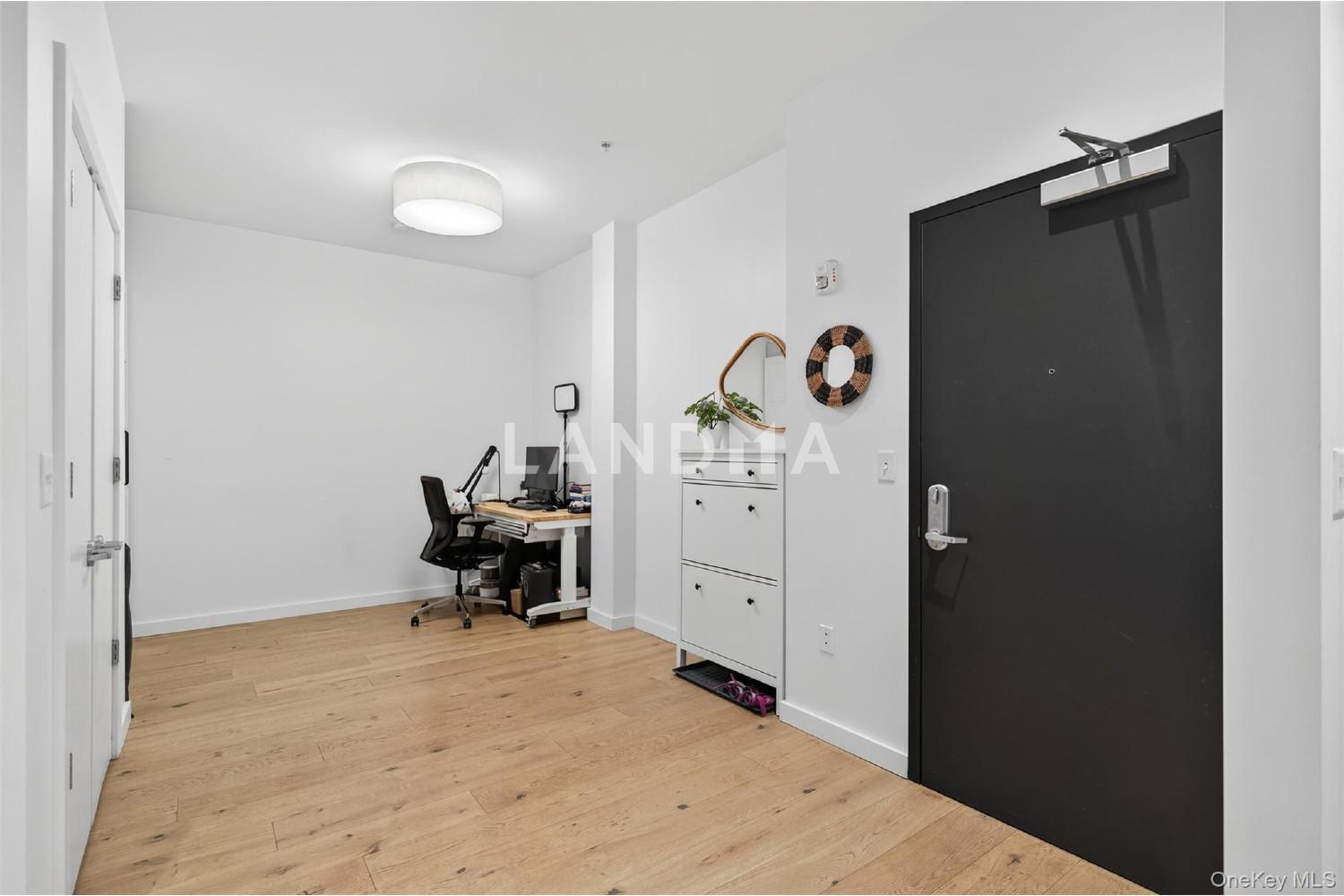 249 Main Street  Unit 305 官网图片 3