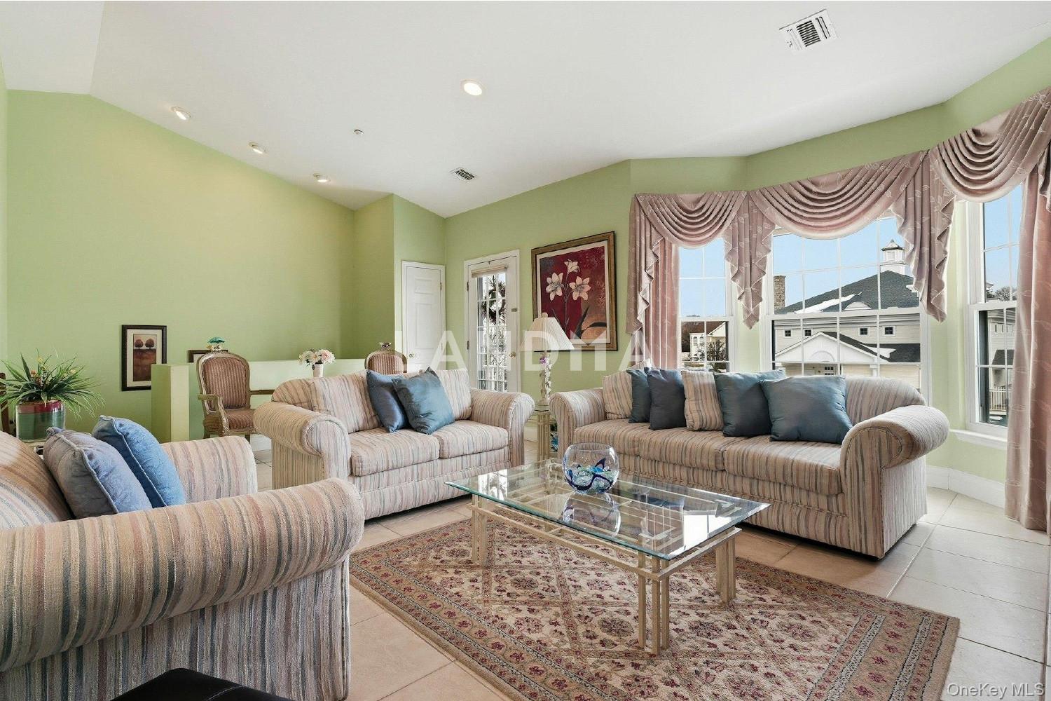 604 Narragansett Villas Drive 官网图片 9