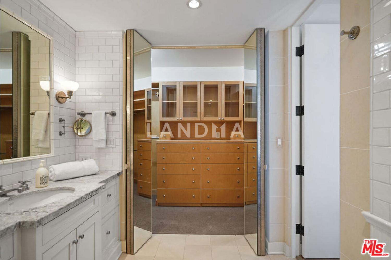1100 Alta Loma Road #904 官网图片 18