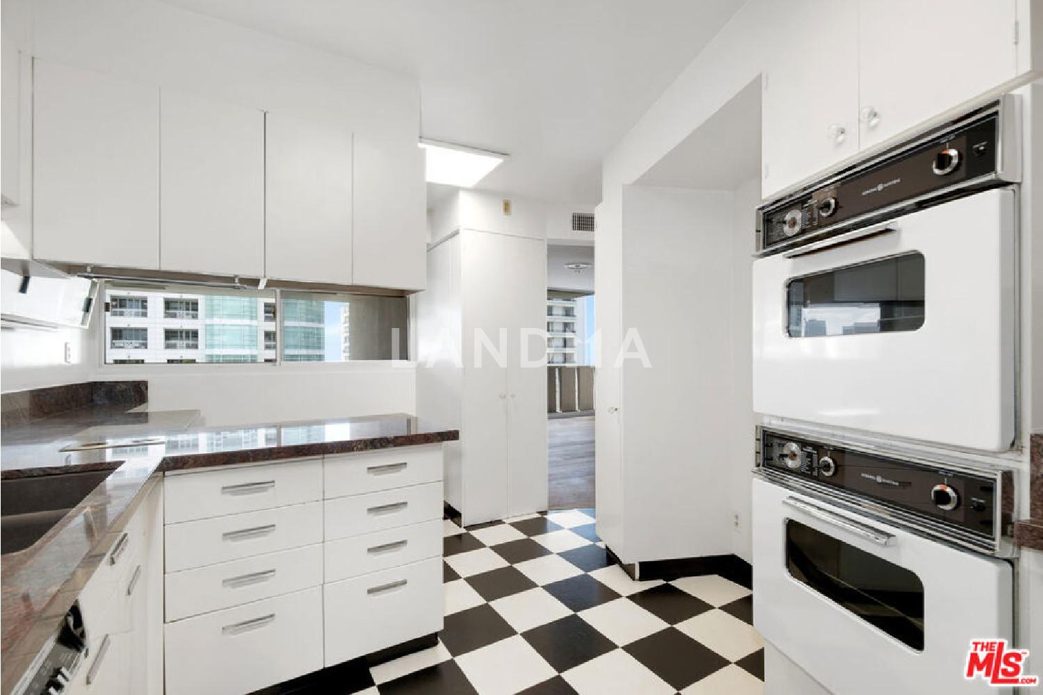 10375 Wilshire Boulevard #8F 官网图片 22