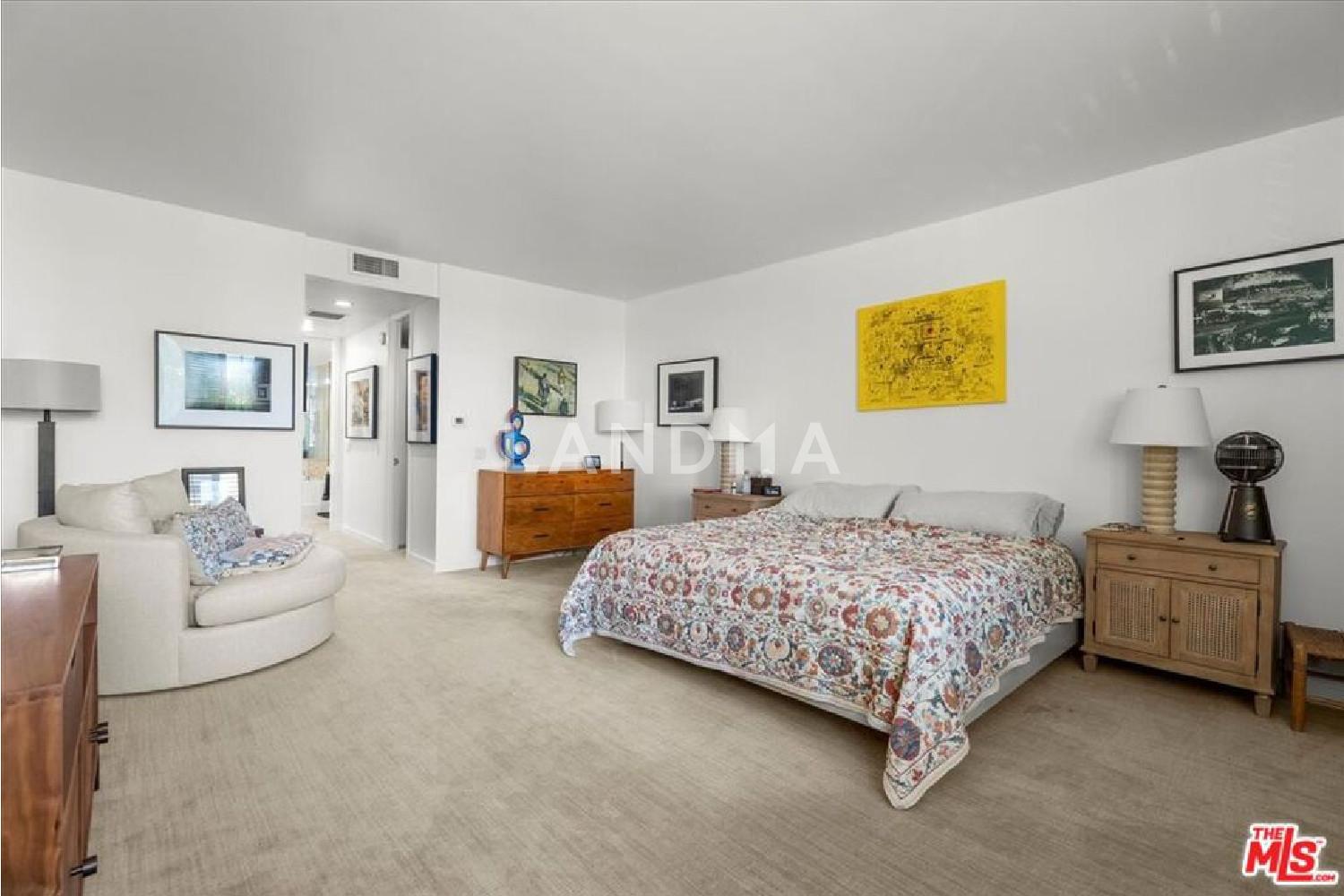 211 S Spalding Drive #N104 官网图片 6