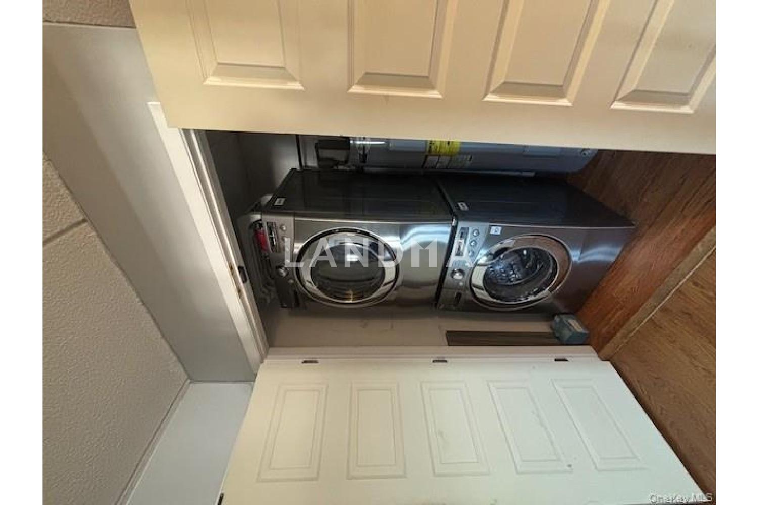 205 Mineola Boulevard  Unit 4D 官网图片 9