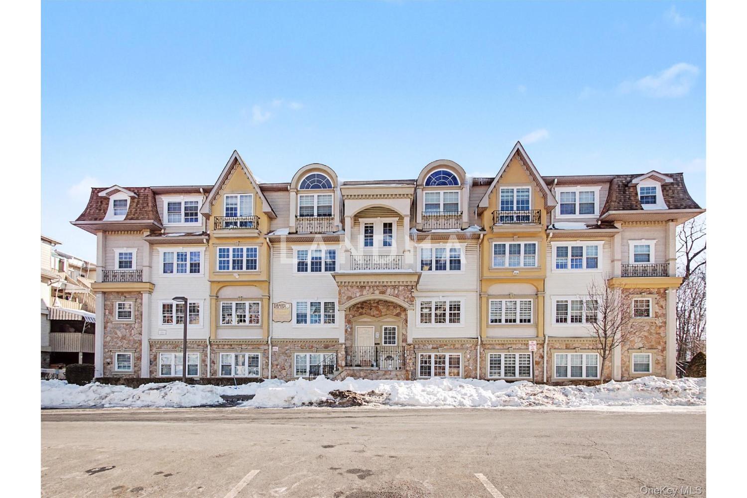 9 Elm Street  Unit 201