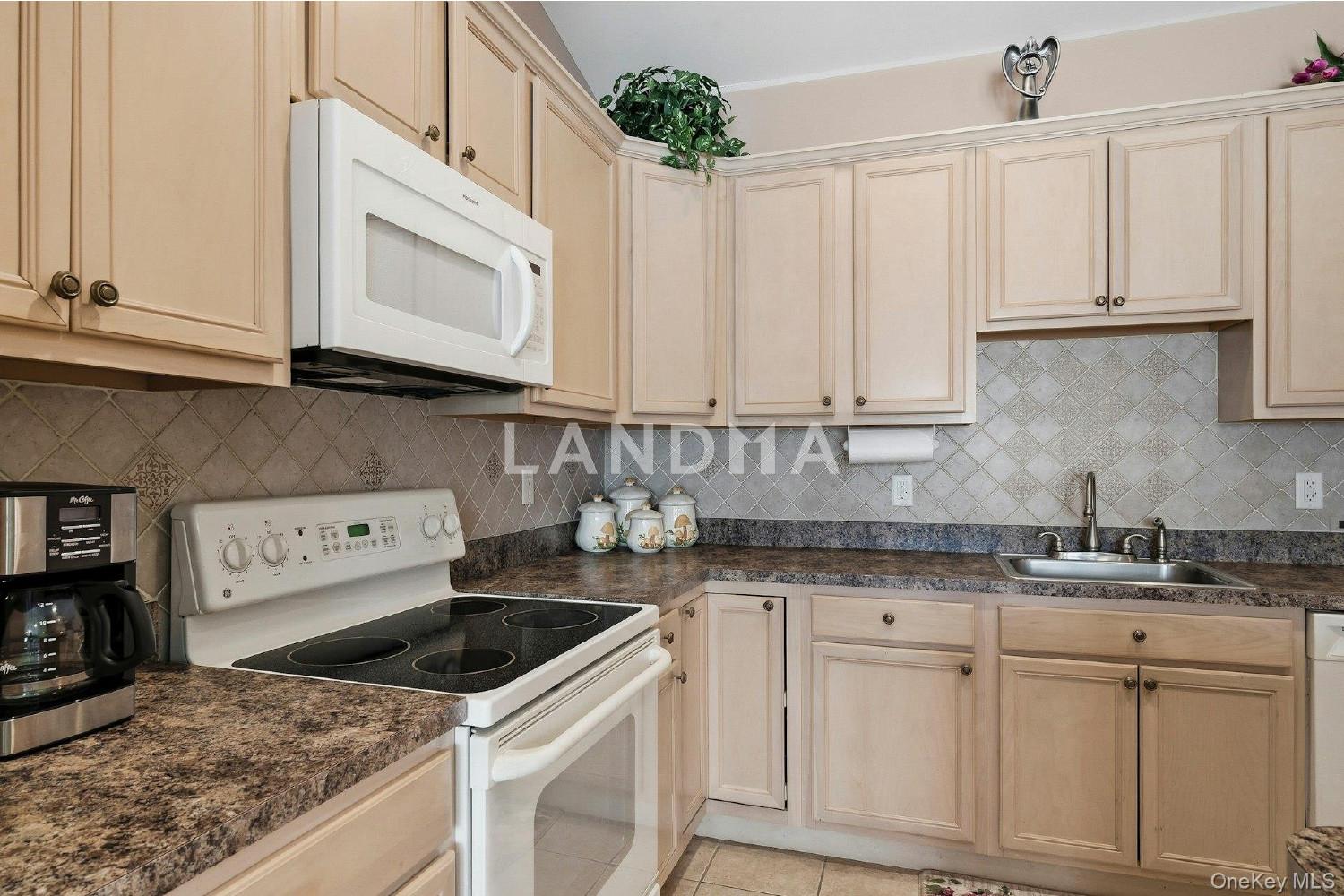 604 Narragansett Villas Drive 官网图片 13