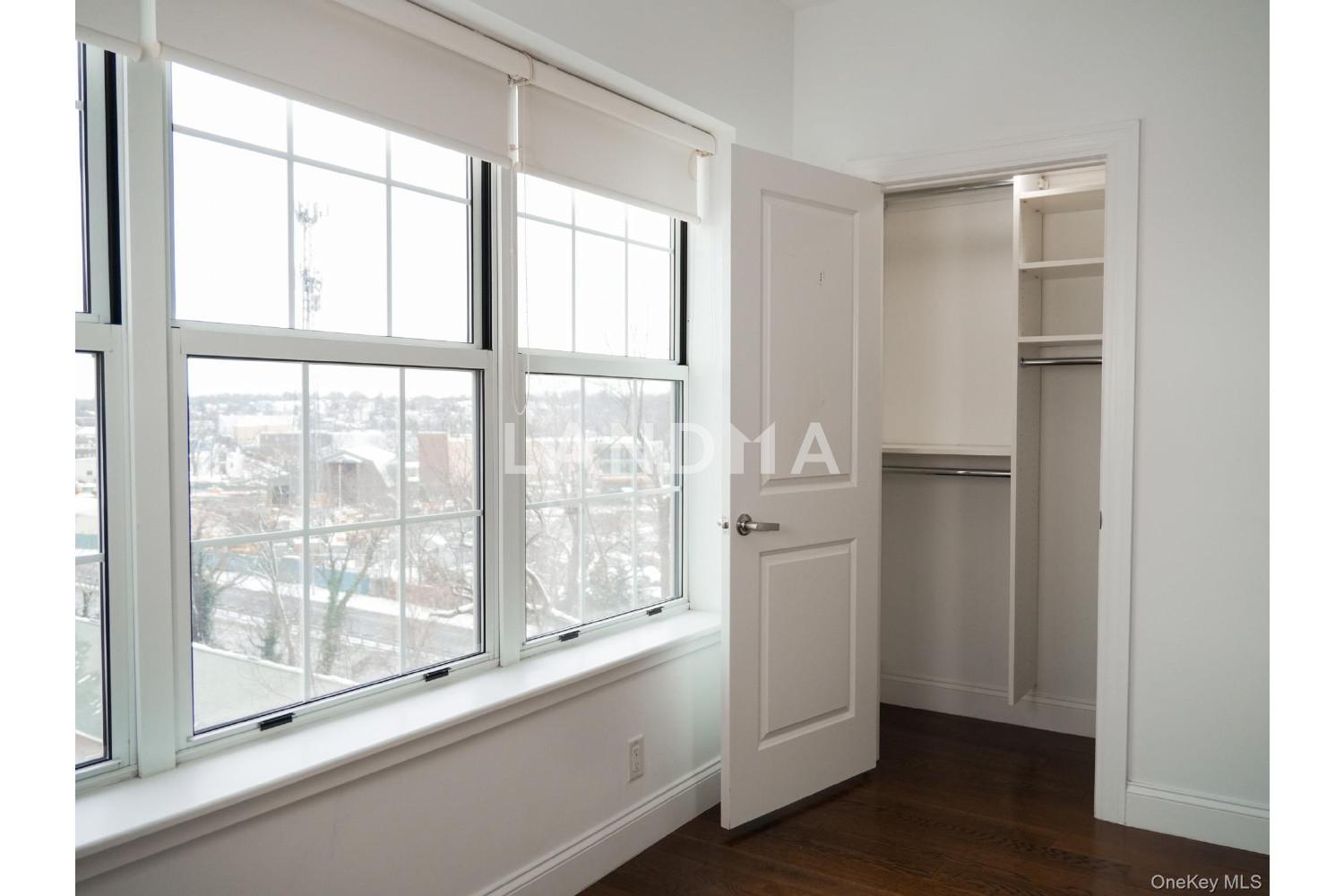 10 Byron Place  Unit 601 官网图片 5