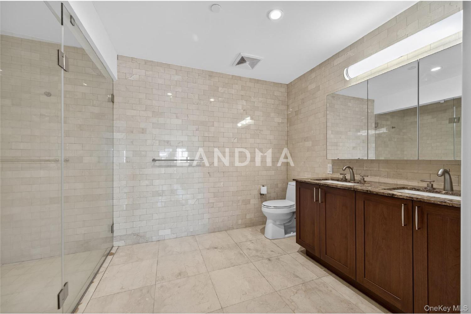 433 Main Street  Unit 103 官网图片 24