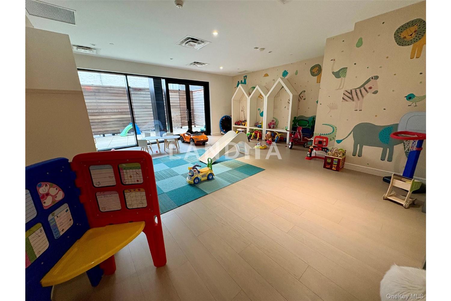 107-06 Queens Boulevard  Unit 10E 官网图片 16