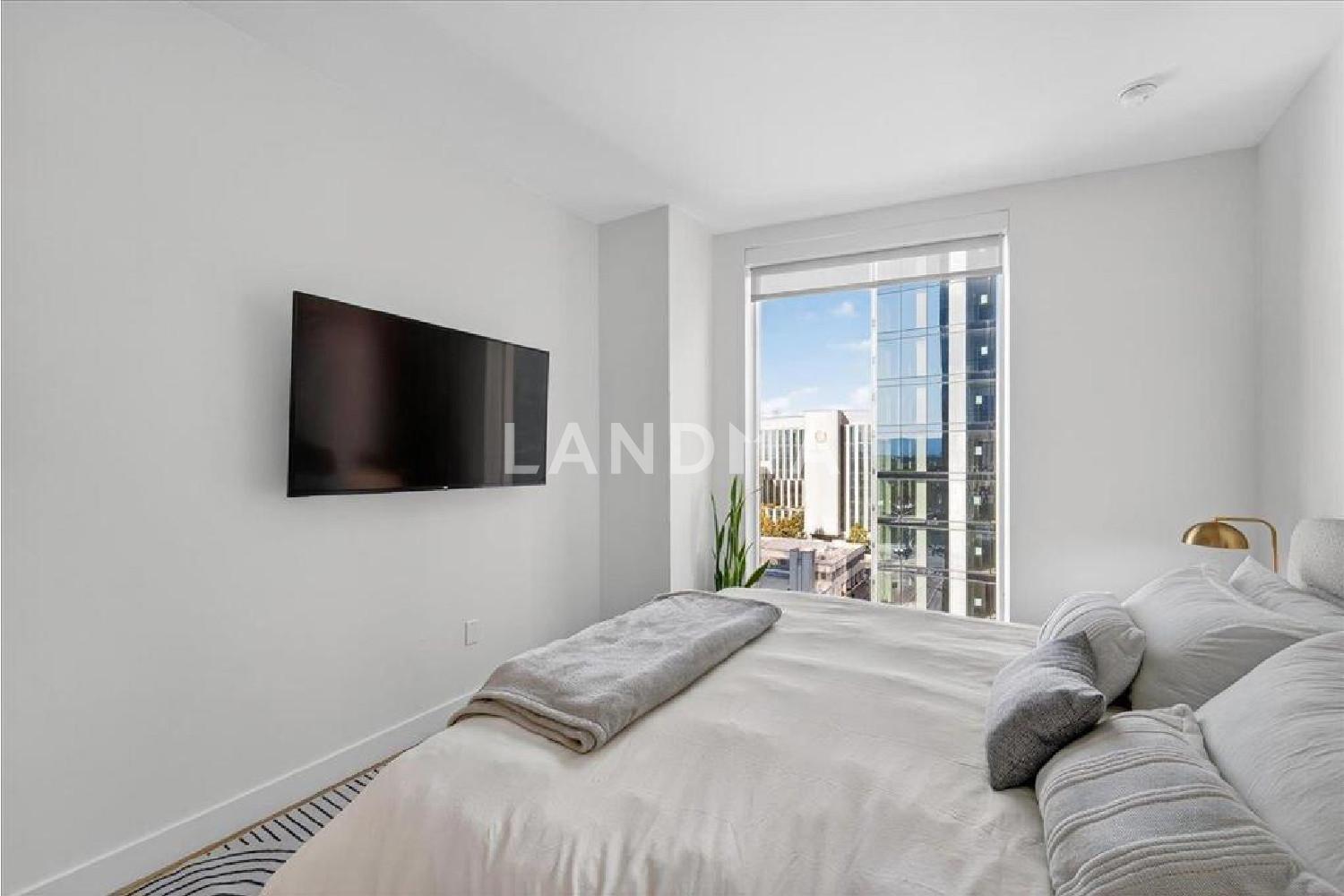 188 W Saint James Street #11101 官网图片 43