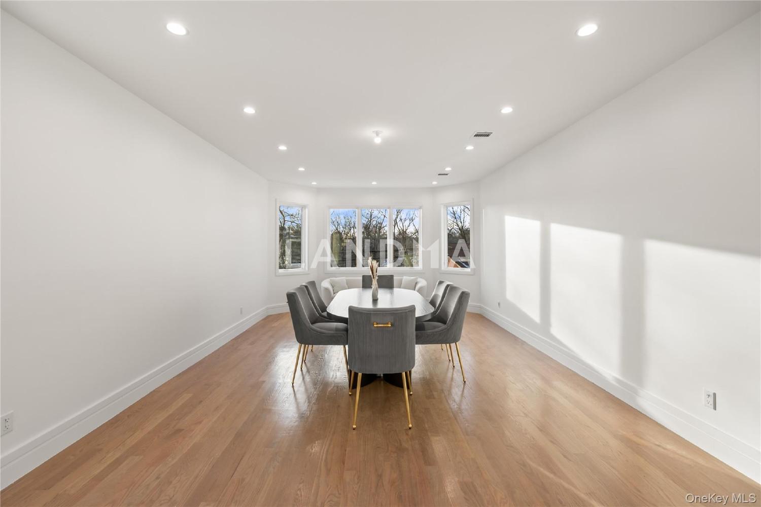 8 Memorial Park Drive  Unit 202 官网图片 4