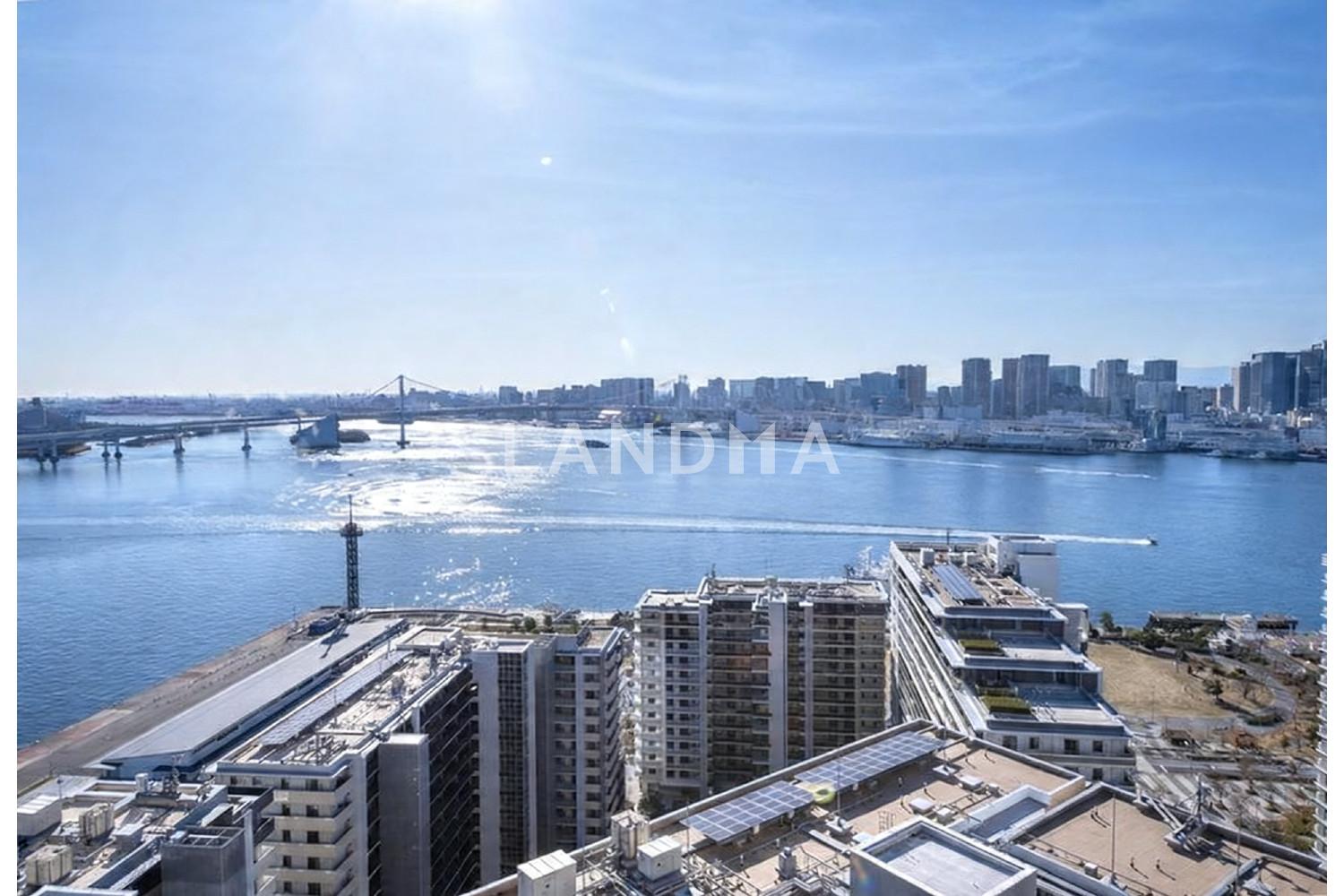 30 Lake  Unit PH 404